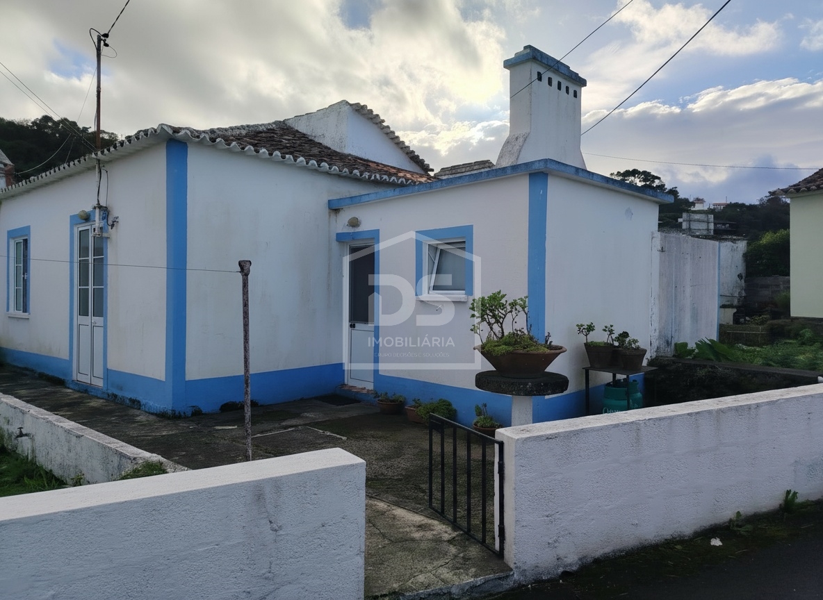 Semi-detached house T1